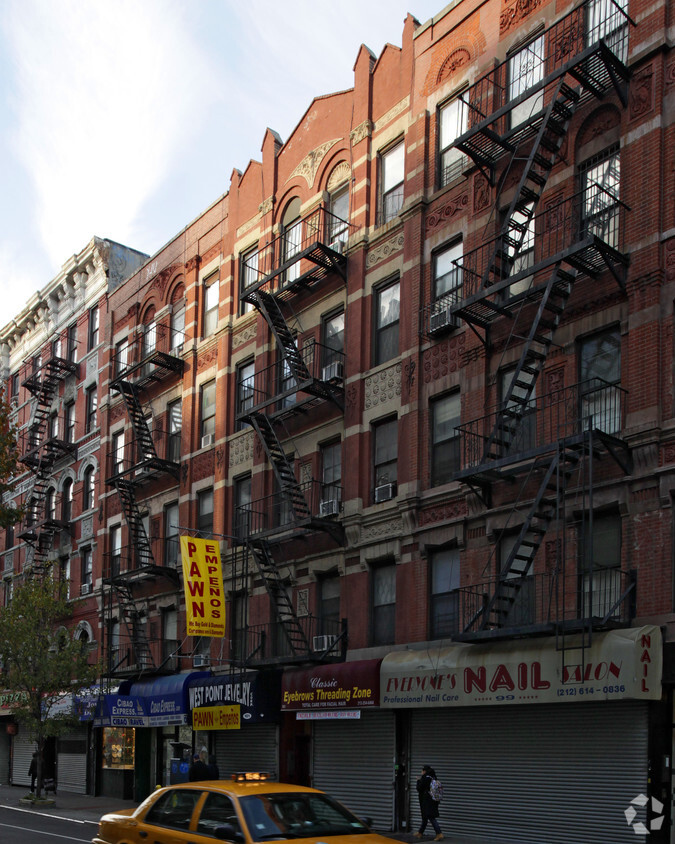 Building Photo - 101 Clinton St