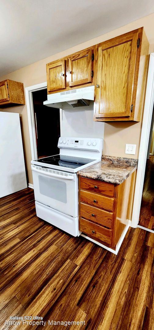 Foto del edificio - 3 br, 1 bath House - 3912 Tucker Rd