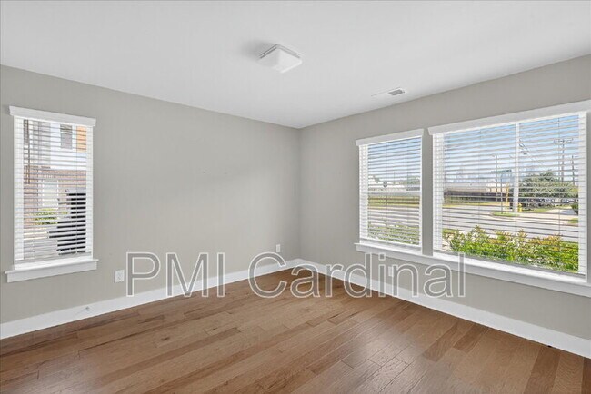 Building Photo - 2104 Bryant Park Dr