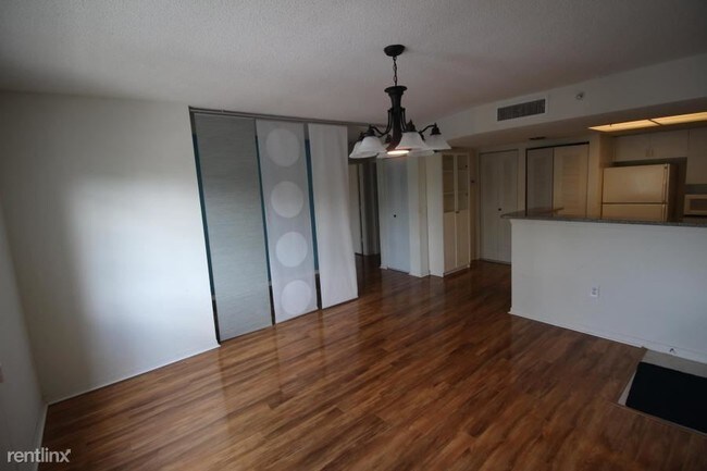 Building Photo - 8855 Okeechobee Blvd