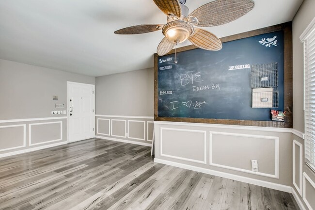 Building Photo - Move-in ready 2-Bed, 2-Bath Condo