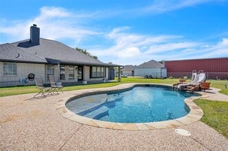 Building Photo - 15869 Co Rd 221