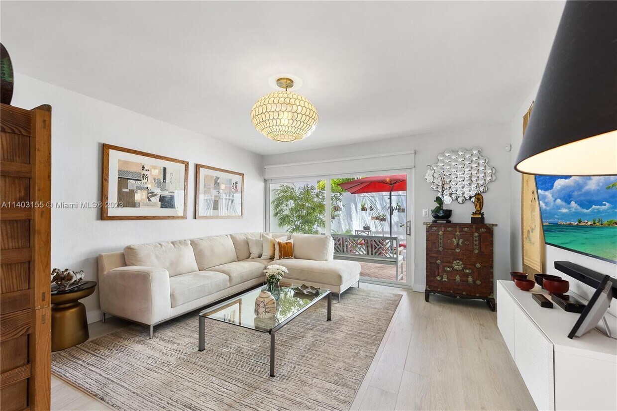 Foto principal - 2660 Bird Ave