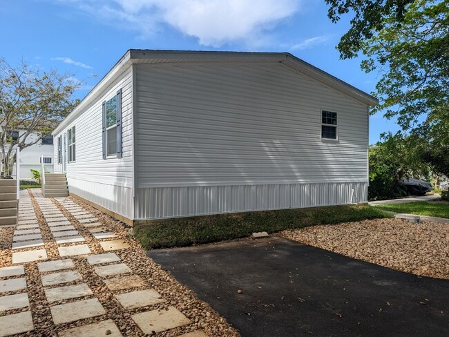 Foto del edificio - 3051 SW 50th St