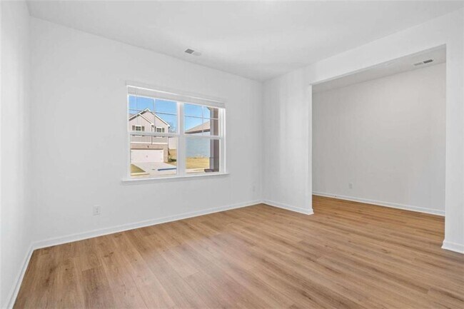 Building Photo - 95 Dewitt Dr