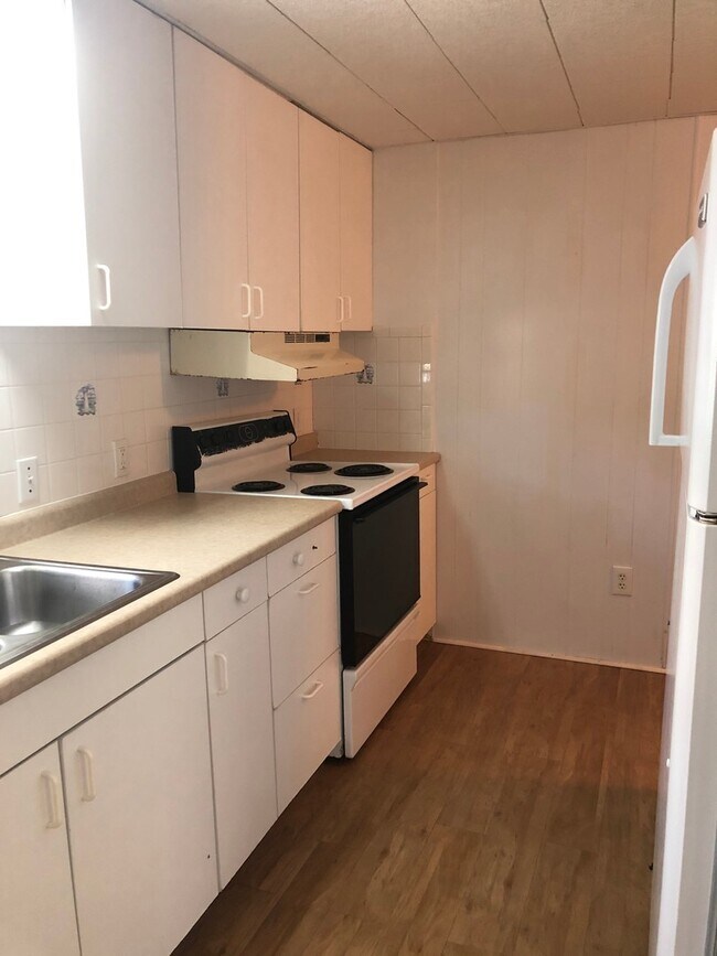 Foto del edificio - Charming 2 BR mobile home, minutes to Wrig...