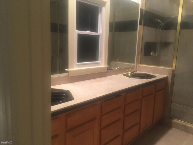 Foto del edificio - 4 br, 3 bath House - 9320 Sturbridge Place