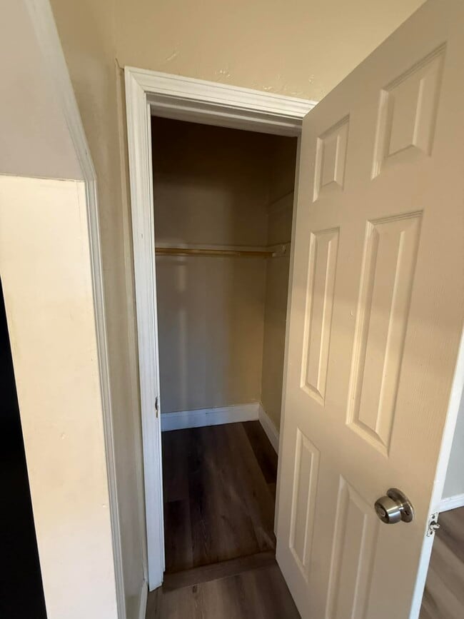 Building Photo - The Georgian