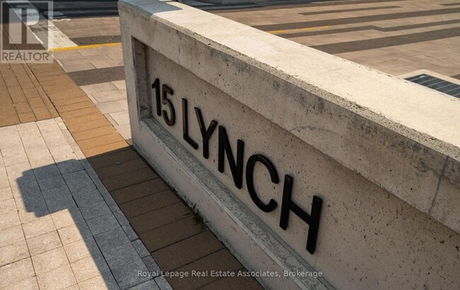 Photo du bâtiment - 15-1715 Lynch St