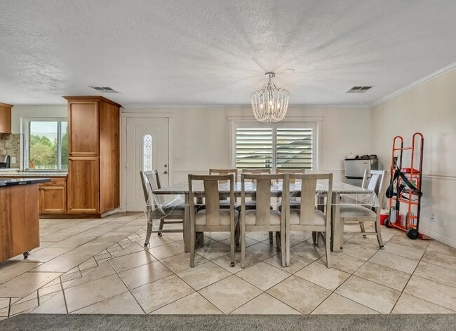 Building Photo - 1289 S 675 W