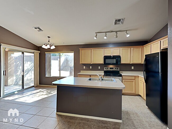 Foto del edificio - 2018 E Calle Arroyo Lindo