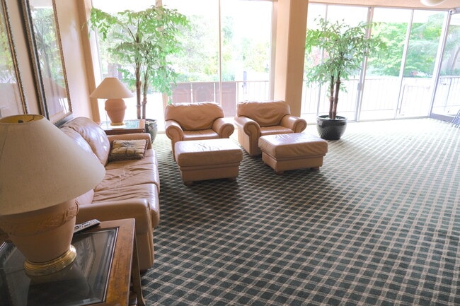 Social room with TV and pool table (not pictured) - 1330 University Dr
