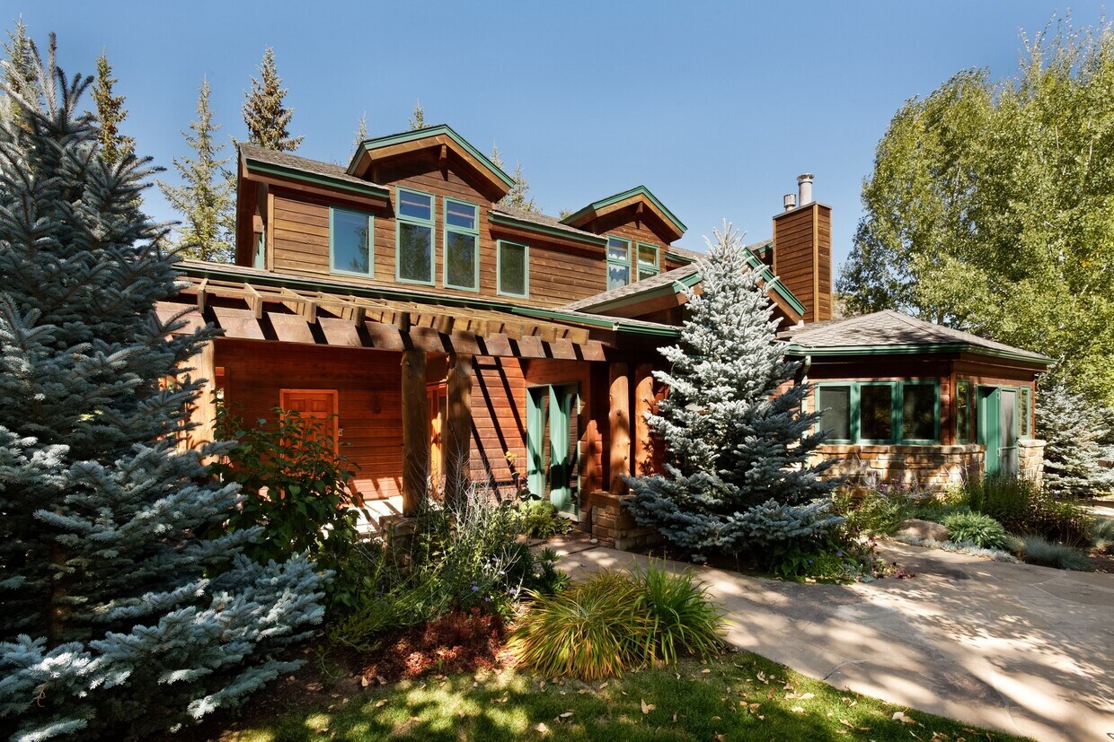 Foto principal - 571 Horse Ranch Dr