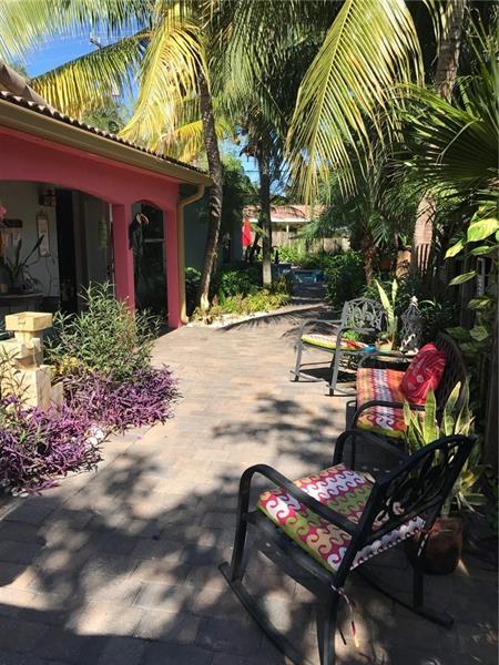 Building Photo - 1334 NE 16th Ave