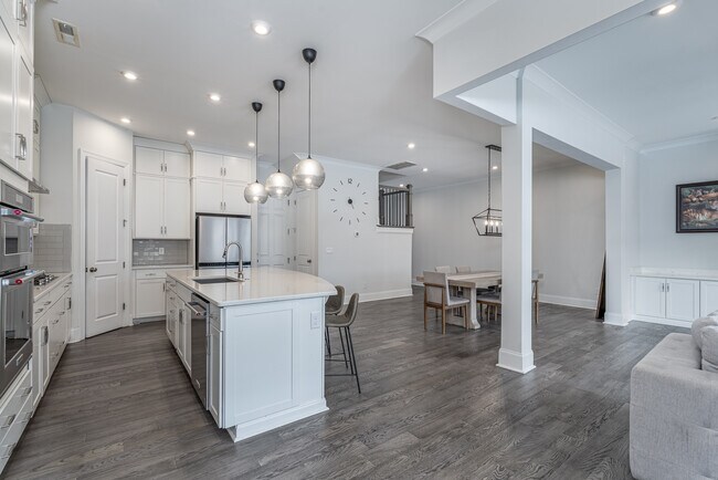 Foto del edificio - 15012 Clear Sky Ln