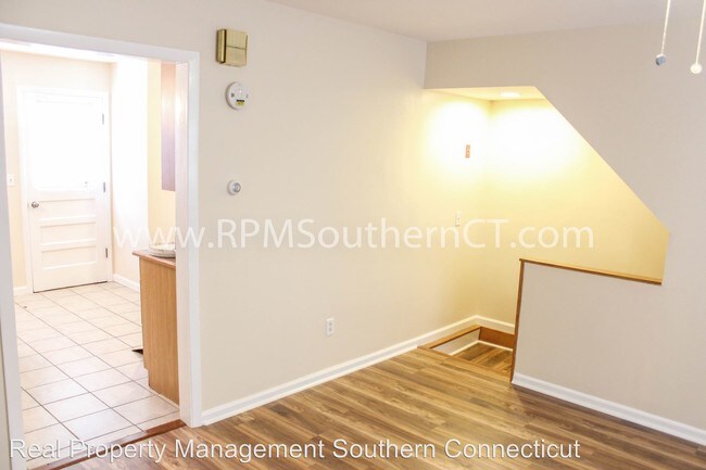 Foto del edificio - 75 Saltonstall Pkwy