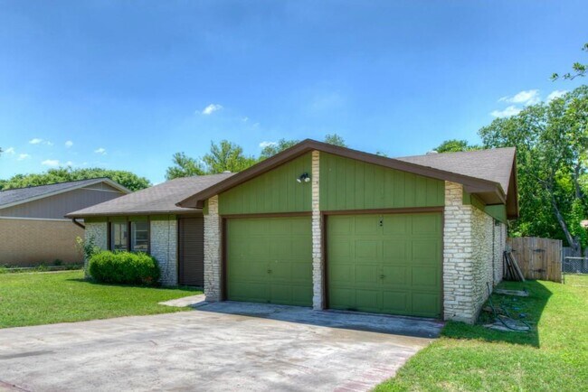 Foto del edificio - 1509 Quail Crest Dr