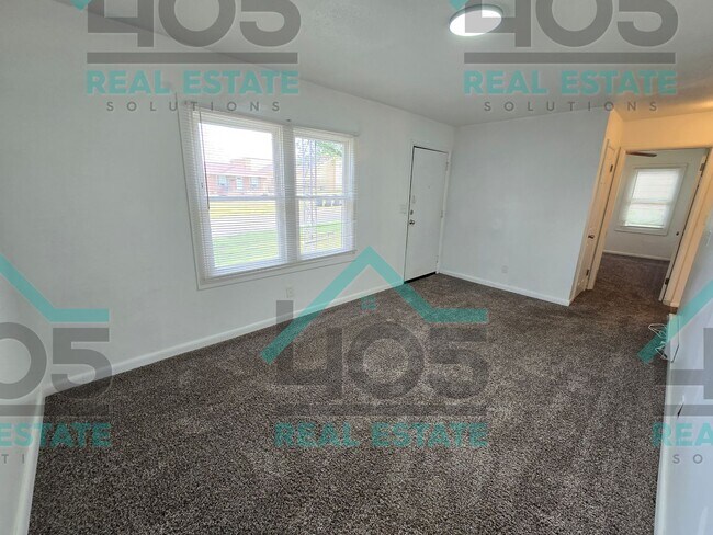 Foto del edificio - Affordable 4 Bedroom!