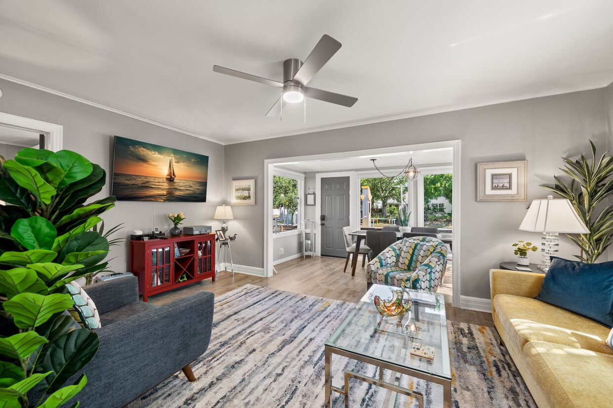 Foto principal - 3950 1st Ave N