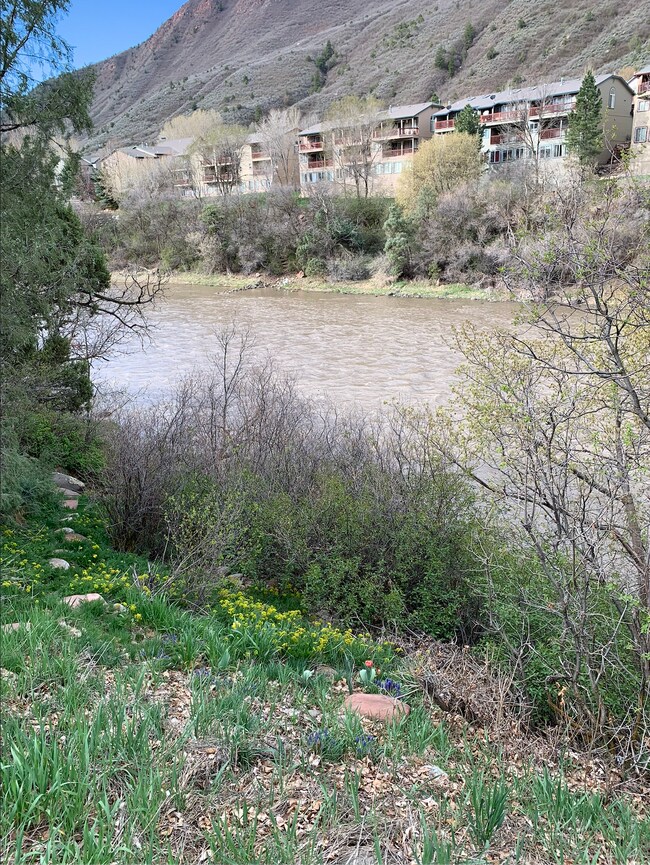 Foto del edificio - 2505 Cisar Ct
