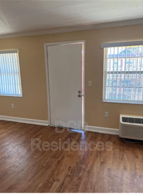 Foto del edificio - 1017 Griffin Rd