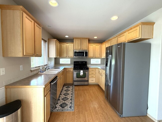 Foto del edificio - Sunnyside Area Home with Amazing Views!