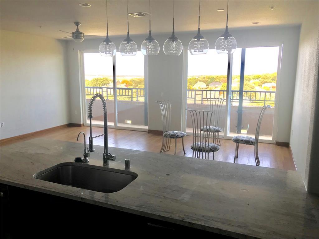 Foto principal - 1220 W Trinity Mills Rd