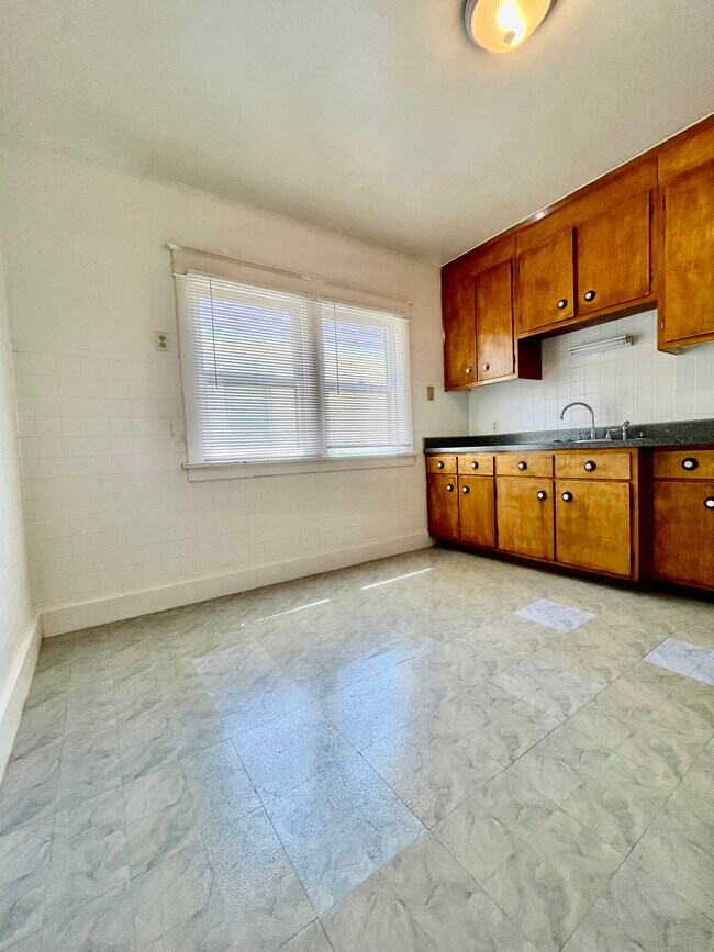 Foto del edificio - 297 Sterling Ave
