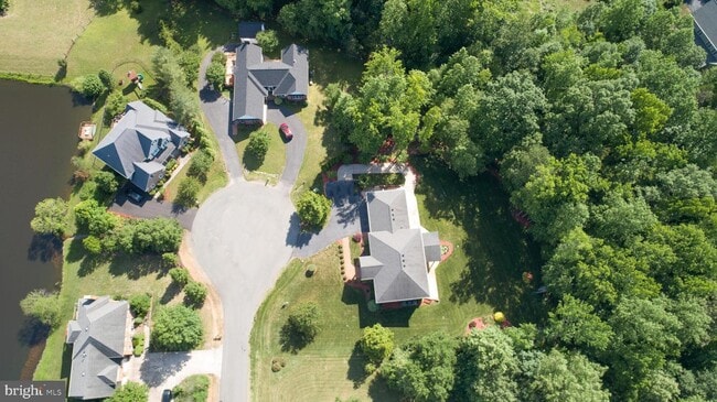Building Photo - 8411 Broadmore Ln