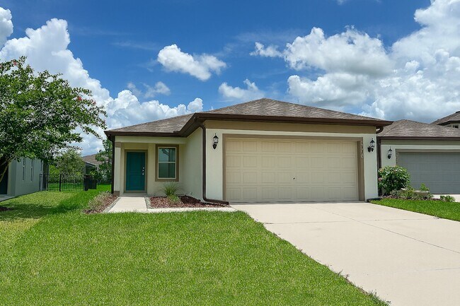 Foto del edificio - 9011 Royal River Cir
