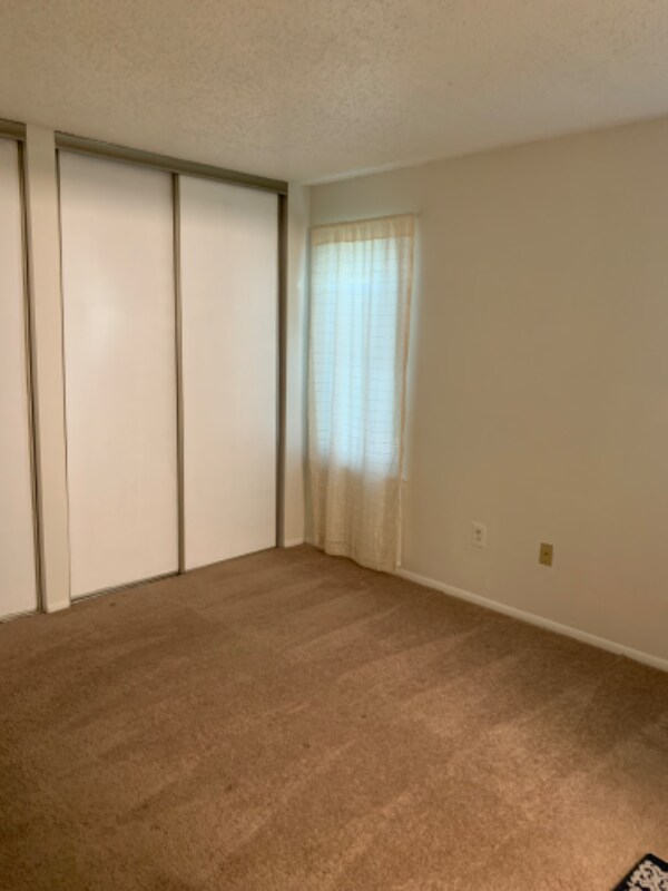 Building Photo - 5301 Aberdeen Dr