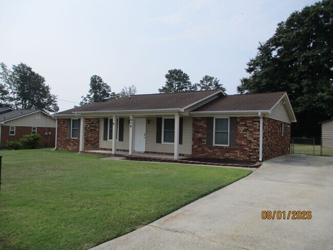 Building Photo - Charming 3-bedroom, 2-Bath Brick Ranch Home