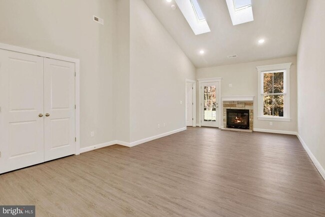 Foto del edificio - 5606 Finley Rose Ct