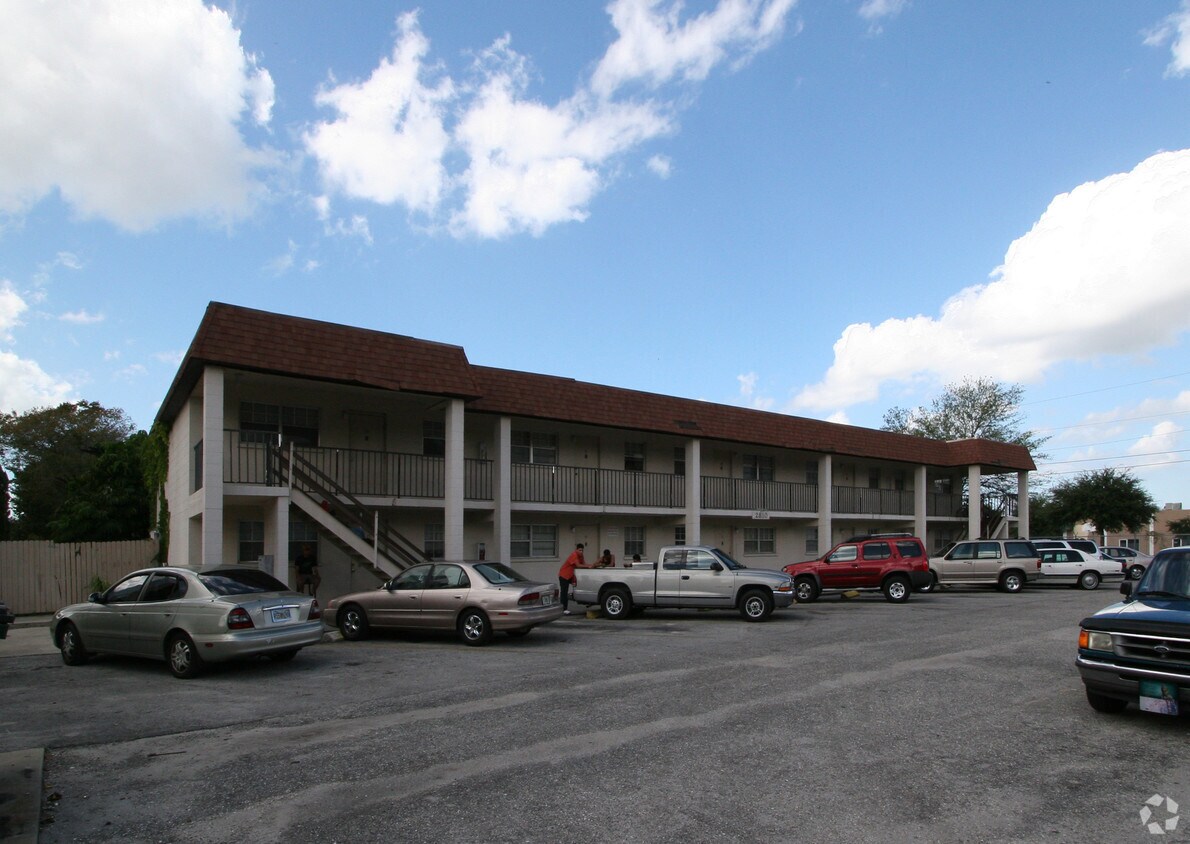 Foto principal - 2810 25th St