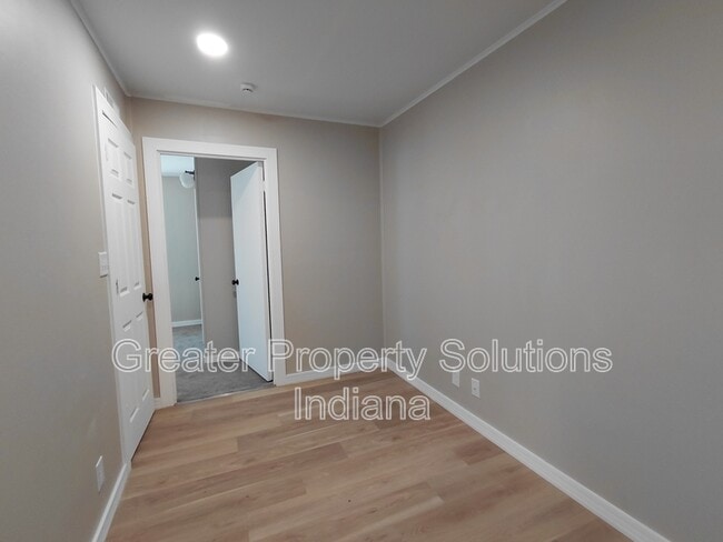 Foto del edificio - 506 Parkside Ave