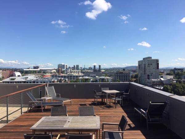 Building Photo - Huge Work/Live Loft in Rarely Available Ir...