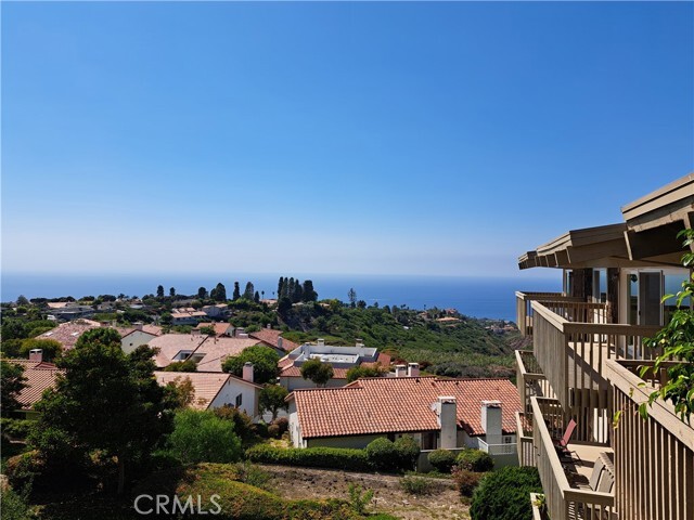 Primary Photo - 6542 Ocean Crest Dr