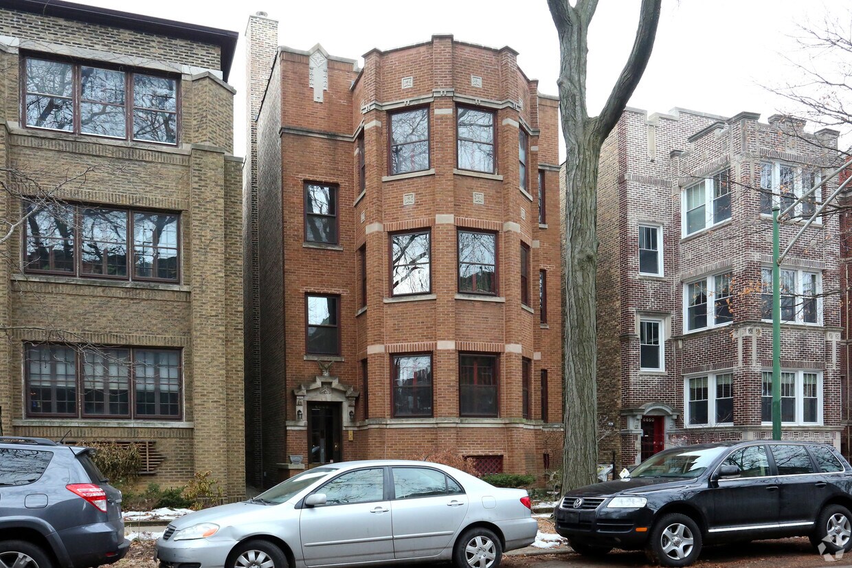 Building Photo - 6648 N Newgard Ave