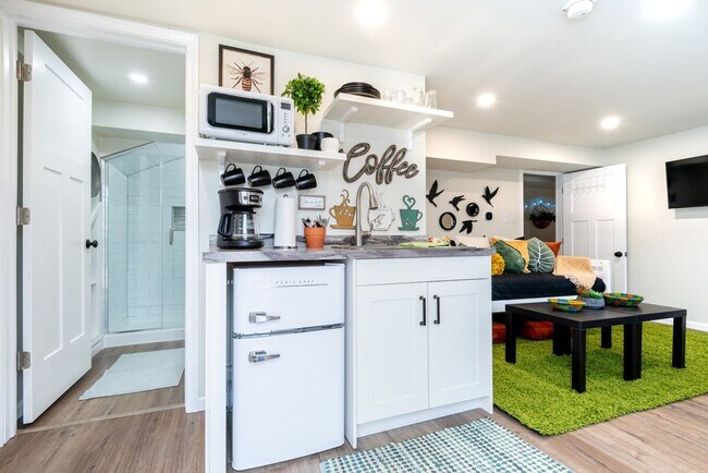 Foto del edificio - 822 Williams St
