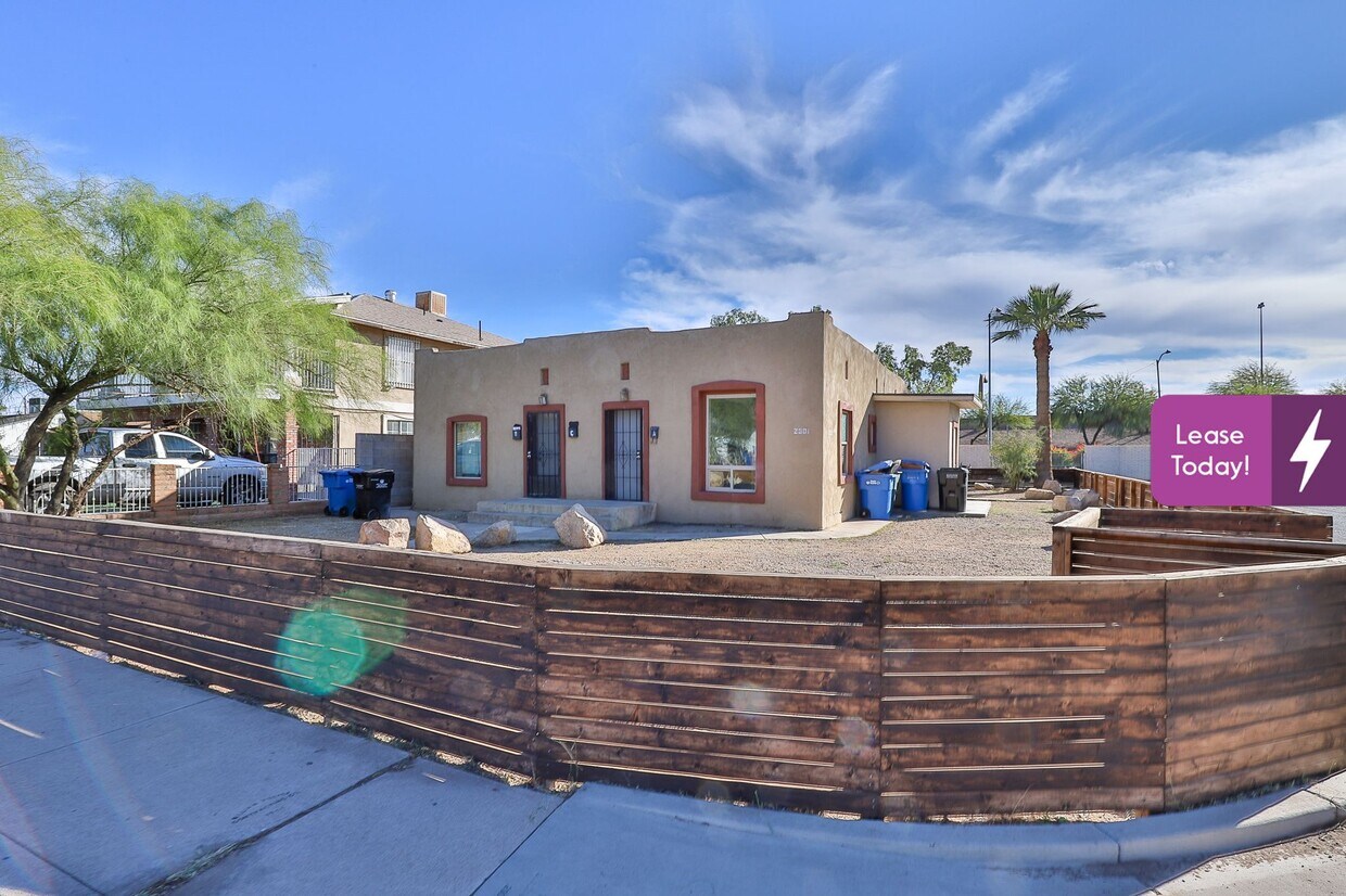 2501 E Culver St Unit A, Phoenix, AZ 85008 Condo for Rent in Phoenix, AZ