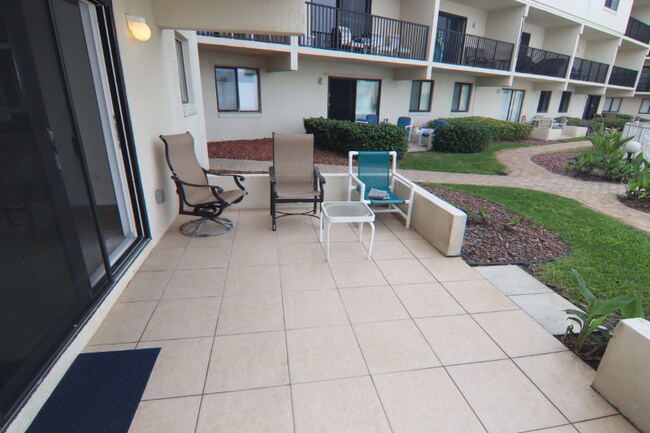 Foto del edificio - 935 Ocean Shore Blvd