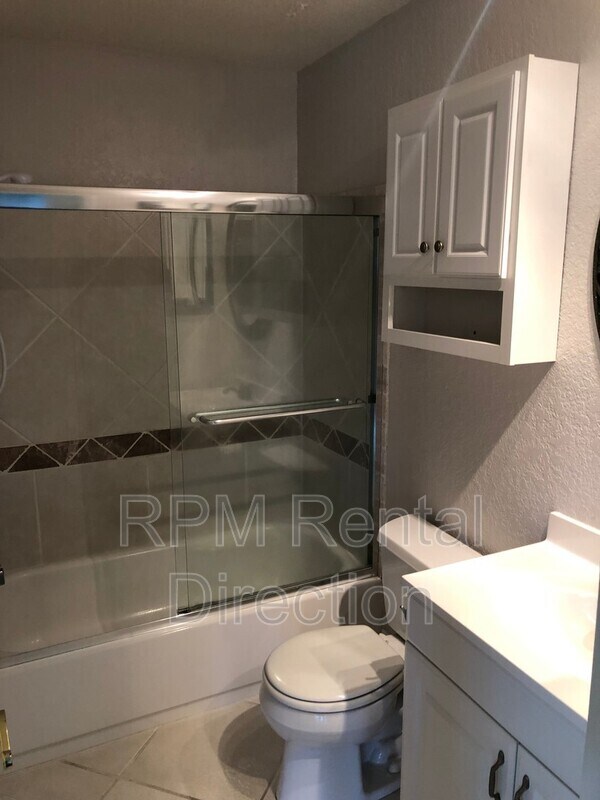 Foto del edificio - 8127 Country Rd