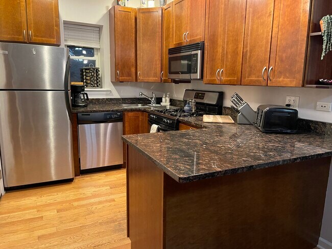 Foto del edificio - 4842 W Hutchinson St