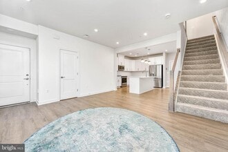 Building Photo - 4627 Olivine Dr