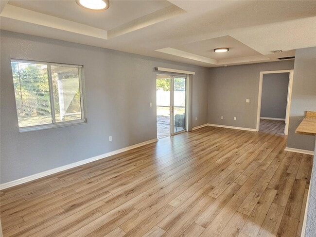 Foto del edificio - 8470 Drolet Ave