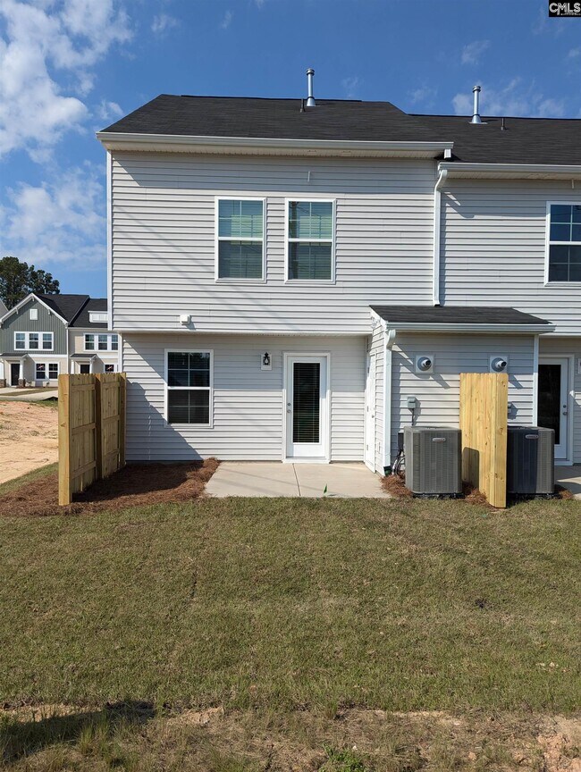 Foto del edificio - 471 Dinkins Dr