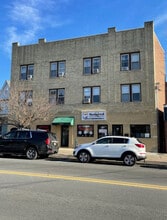 Building Photo - 728 Kearny Ave