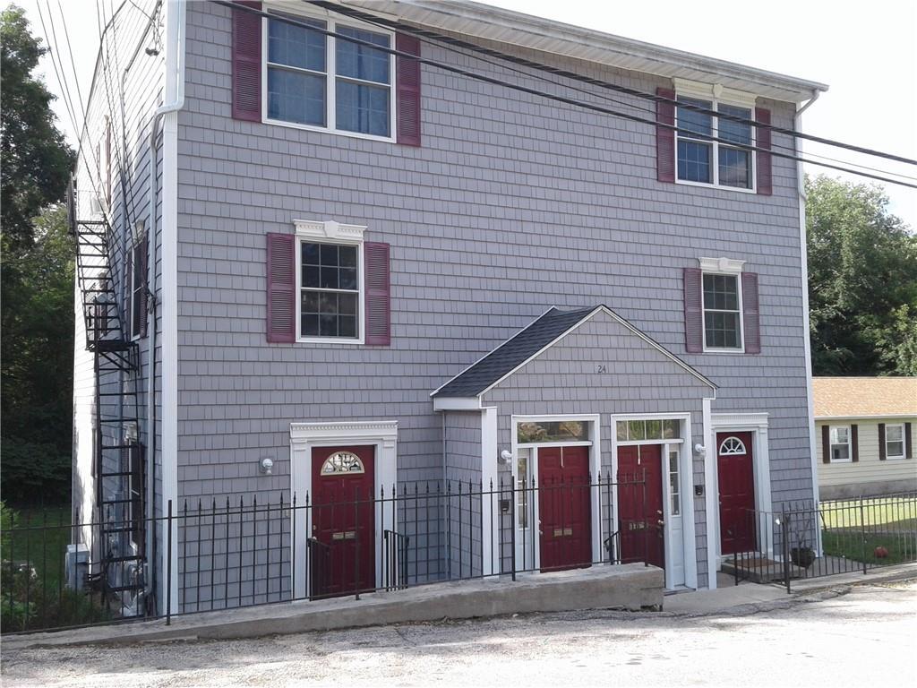 Building Photo - 24 Stillwater Rd