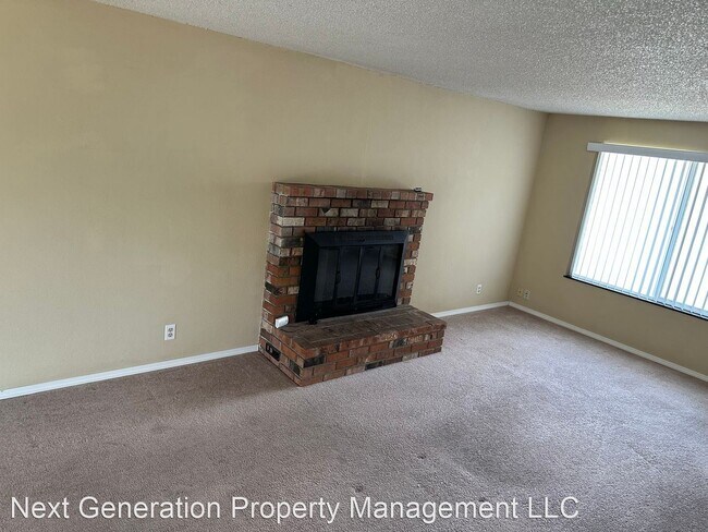 Foto del edificio - 3 br, 1.5 bath House - 333 'S' St.