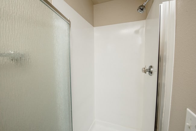 Building Photo - Crosspointe